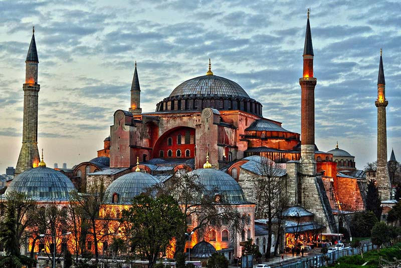 شکوه ادیان؛ مسجد ایا صوفیه استانبول