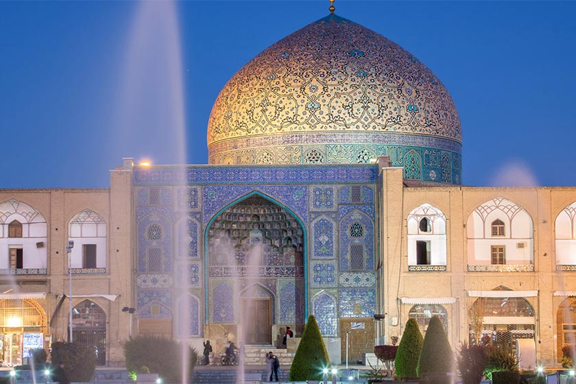 تکریم شیخ ؛ مسجد شیخ لطف الله اصفهان
