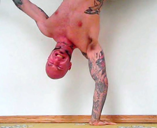 one arm handstand