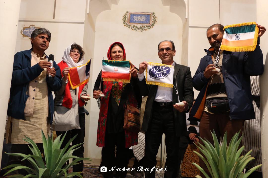 بازدید مسئولین کمپین جهانی صلح " جای جاگات" از موزه مردم شناسی اوز