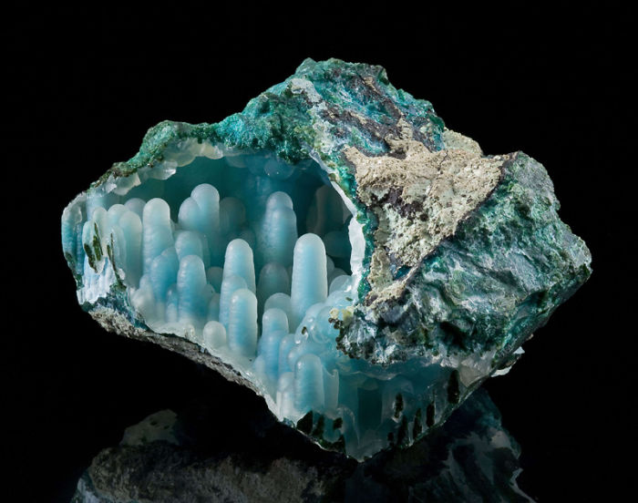 mjw2_amazing-stones-minerals-22.jpg