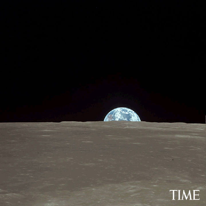 fpig_apollo-11-moon-landing-earthrise.gif