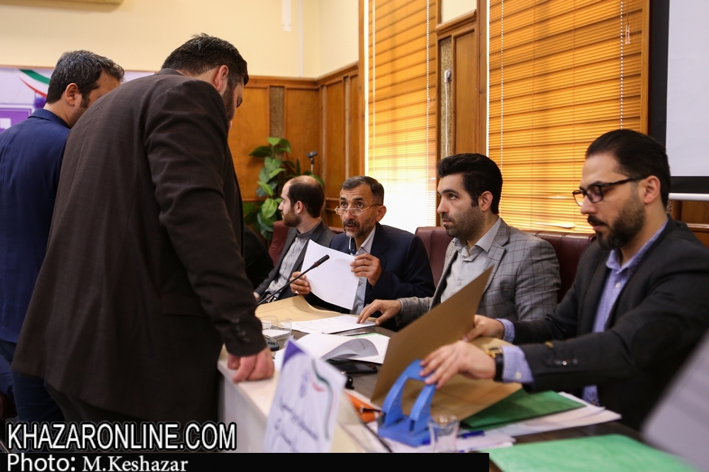 نخستین روز ثبت نام کاندیدا های مجلس شورای اسلامی در رشت