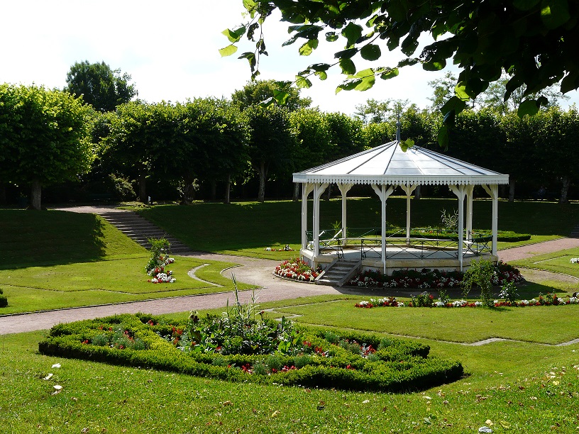 باغ عمومی jardin public شهر بوردو فرانسه
